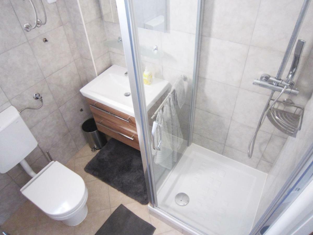 M&B Guest House ซรีมา ภายนอก รูปภาพ