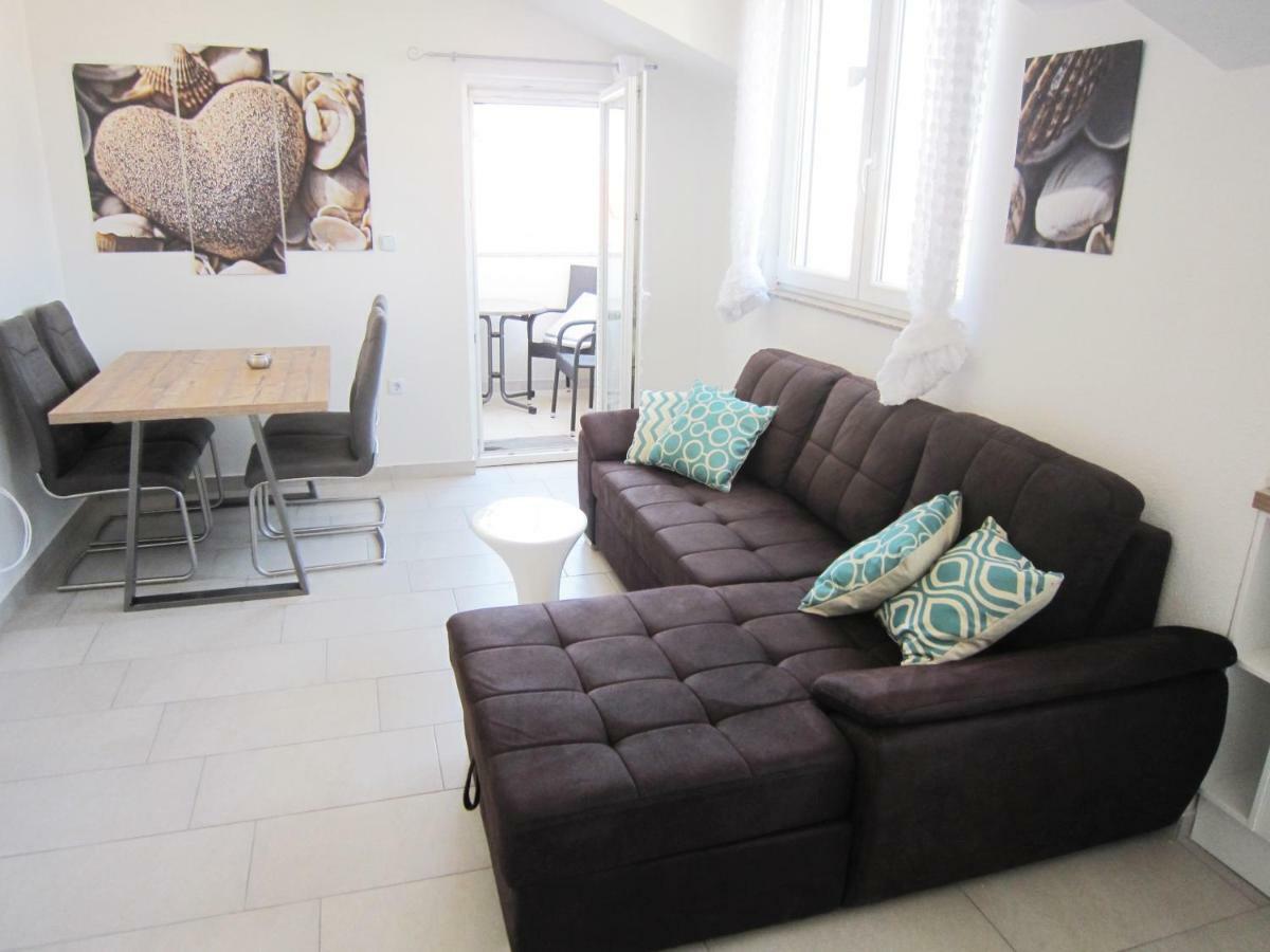 M&B Guest House ซรีมา ภายนอก รูปภาพ