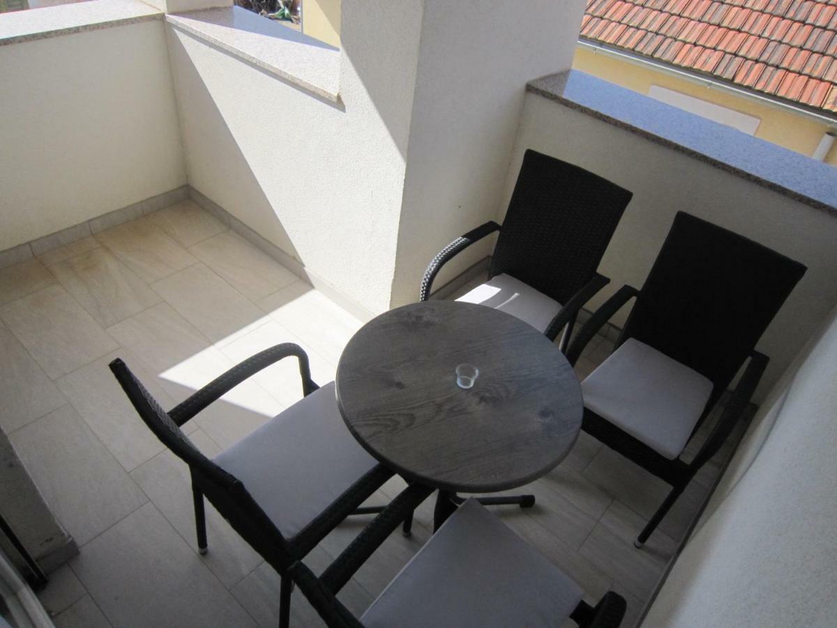 M&B Guest House ซรีมา ภายนอก รูปภาพ