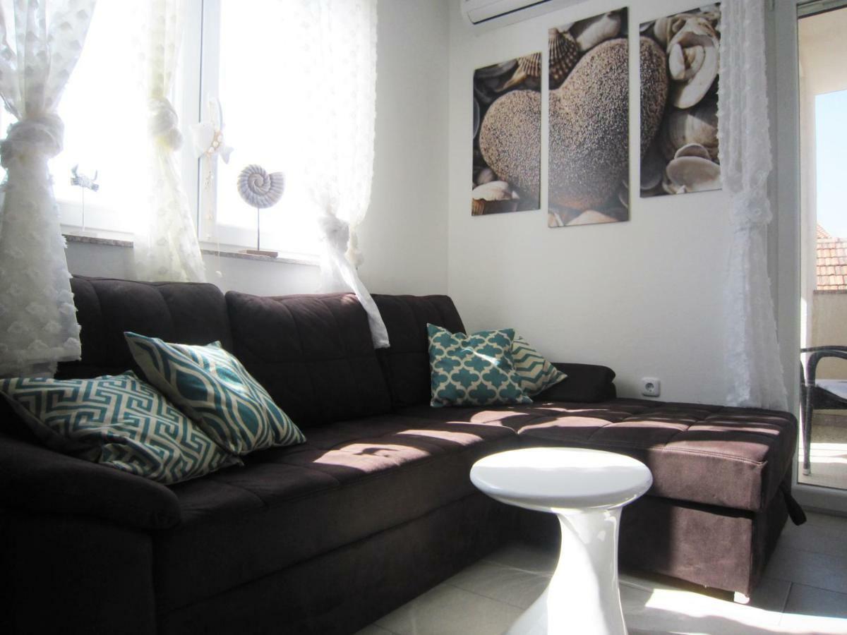 M&B Guest House ซรีมา ภายนอก รูปภาพ